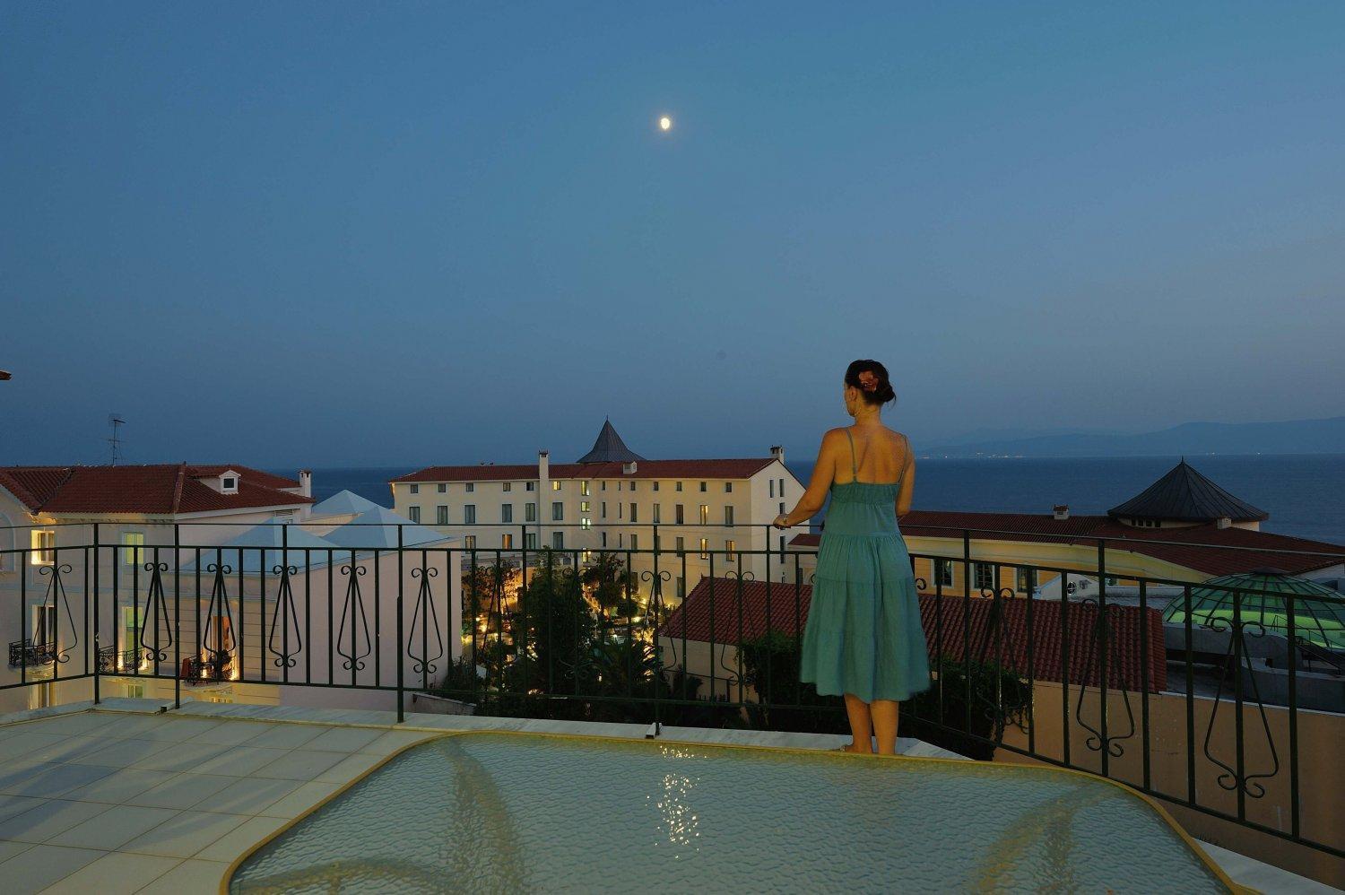 Kentrikon Hotel & Spa Loutra Edipsou  Ngoại thất bức ảnh